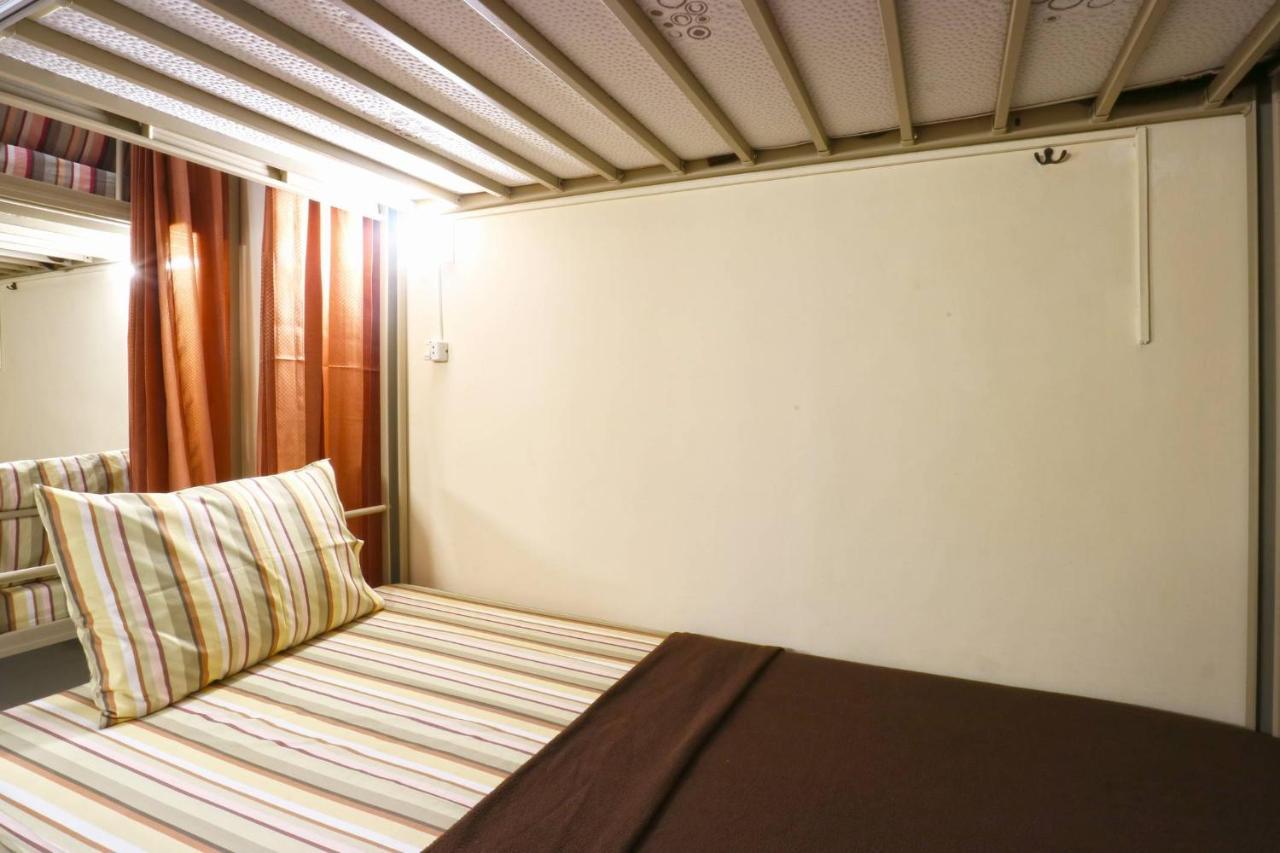 ปนโดะก์ แบ็กแพกเกอร์ ซิตี้สแควร์ Hostel มะลัง ภายนอก รูปภาพ